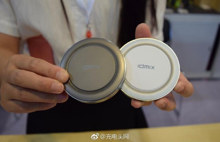環球資源電子展 & 香港秋季電子產品展丨idmix攜無線充電寶等多款新品亮相，掀起移動充電新浪潮